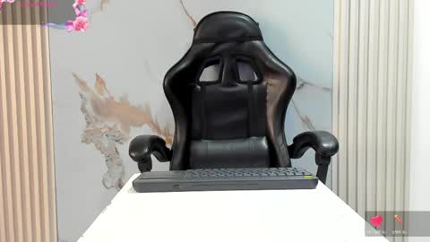    online show from 04/03/26, 01:20