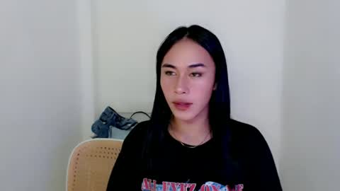 brie_belle online show from 12/26/24, 10:05