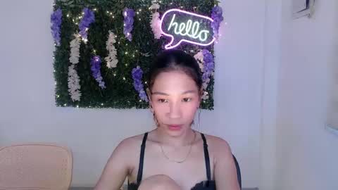 brie_belle online show from 01/25/25, 05:07