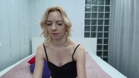 Heather online show from 04/15/26, 12:39