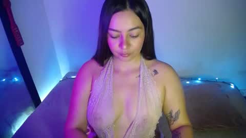 Snapshot of brihana21 chatting on 09/23/25, 12:13 Bri your Favorite online show from 09/23/25, 12:13