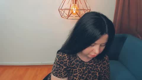 Snapshot of brilliantegirl_ chatting on 05/28/26, 09:50 brilliantegirl_ online show from 05/28/26, 09:50
