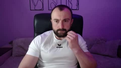 brindlefly69 online show from 04/15/26, 10:33