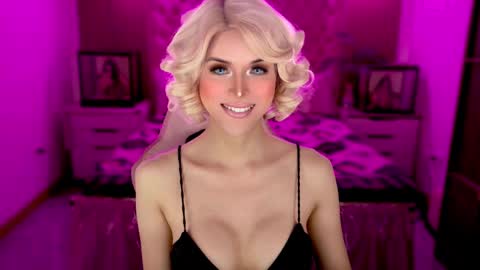 brionatop online show from 11/18/25, 11:37