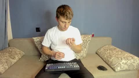 bristlebback online show from 09/09/25, 05:01