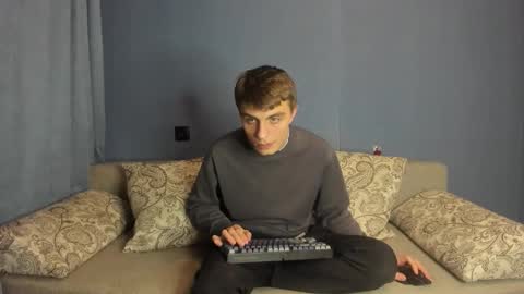 bristlebback online show from 11/08/25, 04:29