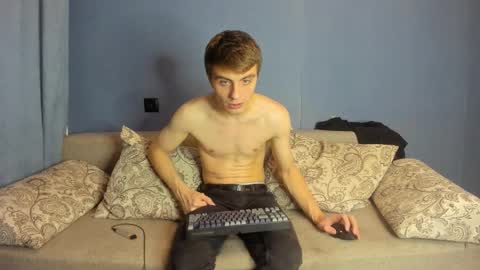 bristlebback online show from 11/19/25, 12:38