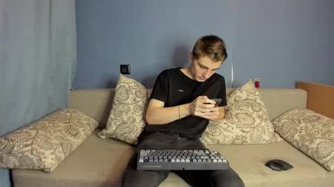 bristlebback online show from 02/15/26, 12:58