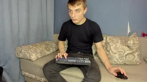 bristlebback online show from 04/19/26, 06:10