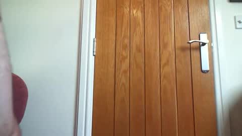 Snapshot of brit_dadbod chatting on 11/21/25, 02:05 brit_dadbod online show from 11/21/25, 02:05