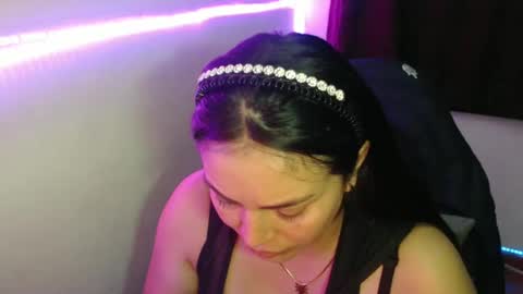 scarleth    follow mee 3 kis online show from 03/03/25, 01:31