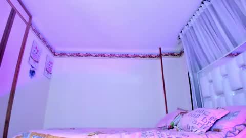 Emily online show from 02/01/25, 10:44