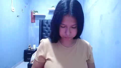 britanyx1 online show from 04/23/26, 02:08