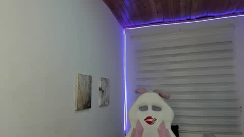 Snapshot of brith_ness chatting on 06/25/26, 05:12 Brith ness online show from 06/25/26, 05:12