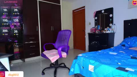 Snapshot of brithanybrown98 chatting on 12/27/24, 09:32 lula online show from 12/27/24, 09:32