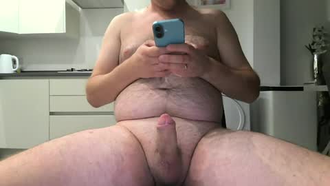 Snapshot of britishman1989 chatting on 06/12/26, 09:46 Britishman1989 online show from 06/12/26, 09:46
