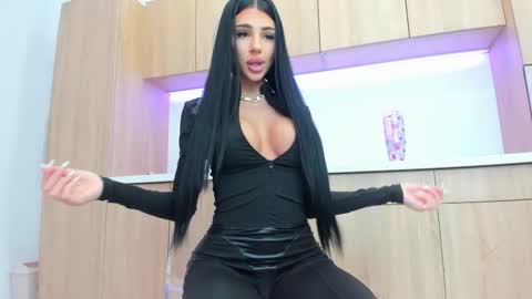 britney_charm online show from 02/07/26, 07:56