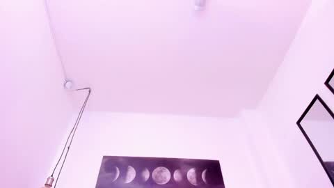 Britney online show from 04/23/26, 12:15