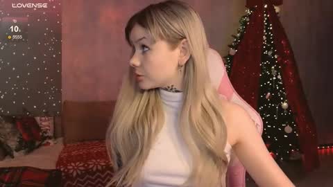 Britney online show from 12/15/25, 07:07