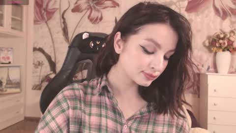 britneybarker online show from 09/16/25, 08:32