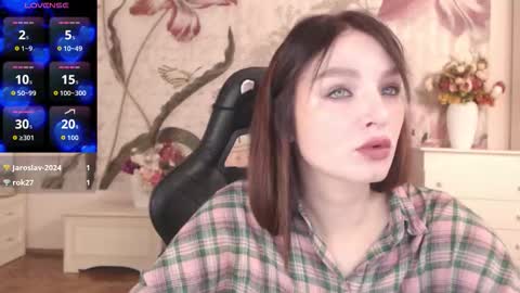 britneybarker online show from 11/18/25, 02:28