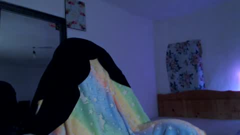 Britney online show from 04/08/26, 02:28