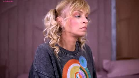 britneyhudson online show from 12/21/25, 08:54