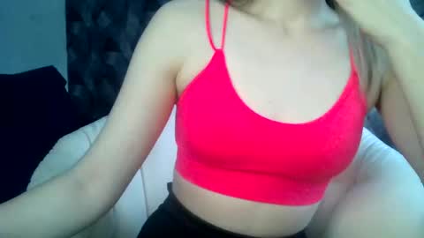 Snapshot of britneykittens chatting on 01/09/25, 03:47 BritneyKittens online show from 01/09/25, 03:47