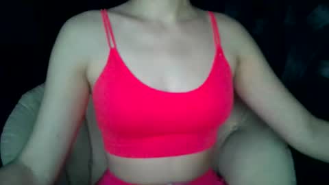 Snapshot of britneykittens chatting on 02/07/25, 01:53 BritneyKittens online show from 02/07/25, 01:53