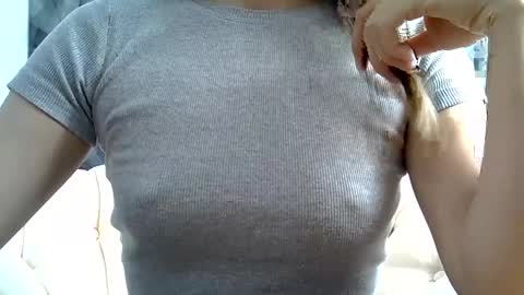 Snapshot of britneykittens chatting on 03/08/25, 07:05 BritneyKittens online show from 03/08/25, 07:05