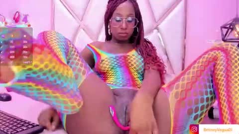 Snapshot of britneyvega chatting on 11/26/25, 02:34 Britney online show from 11/26/25, 02:34