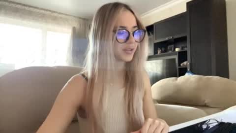 Snapshot of brittanifayard chatting on 02/16/26, 09:38 Alisa online show from 02/16/26, 09:38