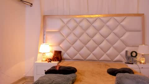 Brittany  online show from 10/04/25, 07:23