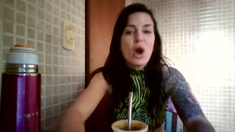 Snapshot of brittanylove1508 chatting on 06/19/26, 02:43 Brittany Love online show from 06/19/26, 02:43