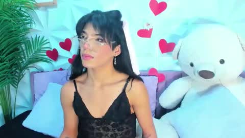 BRIYIT     online show from 09/22/25, 06:04