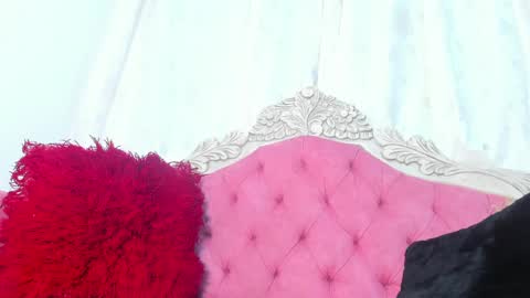 BRIYIT     online show from 10/03/25, 08:39