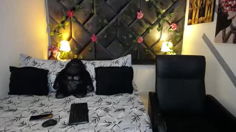 Briyith Gonza online show from 11/06/25, 10:32