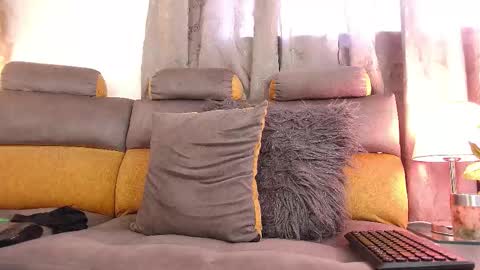 Briyith Gonza online show from 12/13/25, 07:53