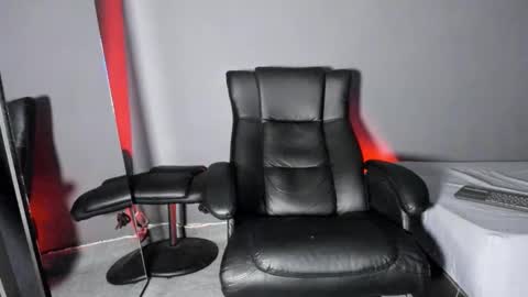 brockhurn_ online show from 12/13/25, 11:10