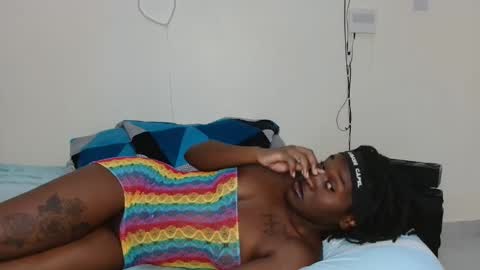 broken_haloo online show from 03/09/26, 07:01