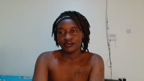 broken_haloo online show from 04/17/26, 07:55