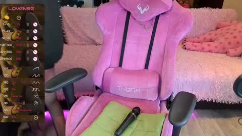 Martha online show from 02/07/25, 03:55