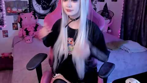 Martha online show from 11/12/25, 01:11