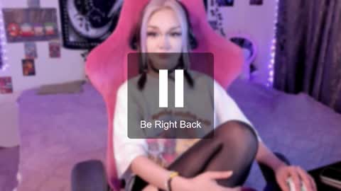 Martha online show from 11/24/25, 01:22