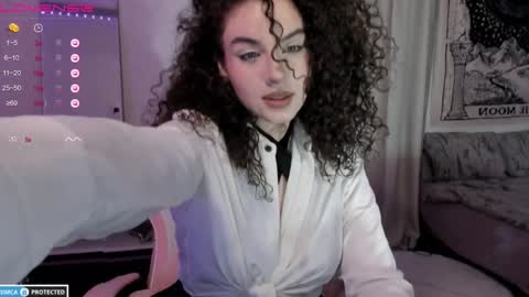 Snapshot of brookchills chatting on 12/07/24, 06:48 Brook Help me collect 100 reactions online show from 12/07/24, 06:48