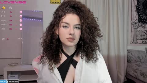 Snapshot of brookchills chatting on 12/08/24, 06:50 Brook Help me collect 100 reactions online show from 12/08/24, 06:50