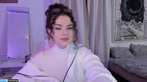 Snapshot of brookchills chatting on 02/11/25, 08:20 Brook Help me collect 100 reactions online show from 02/11/25, 08:20