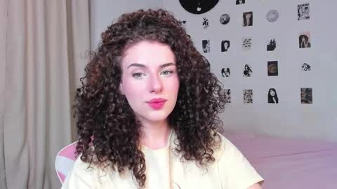 Snapshot of brookchills chatting on 09/13/25, 07:08 Brook Help me collect 100 reactions online show from 09/13/25, 07:08