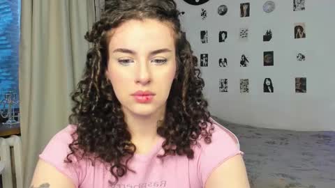 Snapshot of brookchills chatting on 09/26/25, 07:12 Brook Help me collect 100 reactions online show from 09/26/25, 07:12