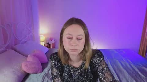 Snapshot of brooke_evans_ chatting on 10/01/25, 08:59 Brooke online show from 10/01/25, 08:59